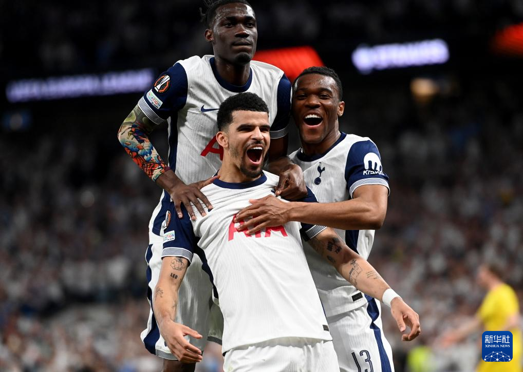 NBA：太阳击败篮网 杜兰特贡献全场最高分（NBA：太阳力克篮网 杜兰特轰下全场最高分）