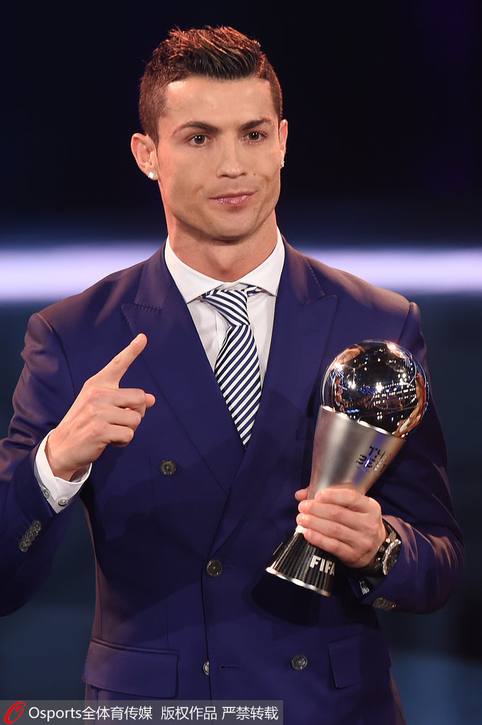 佛罗里达的安布里餐厅 纪念和前老板盖德・穆勒友谊的故事