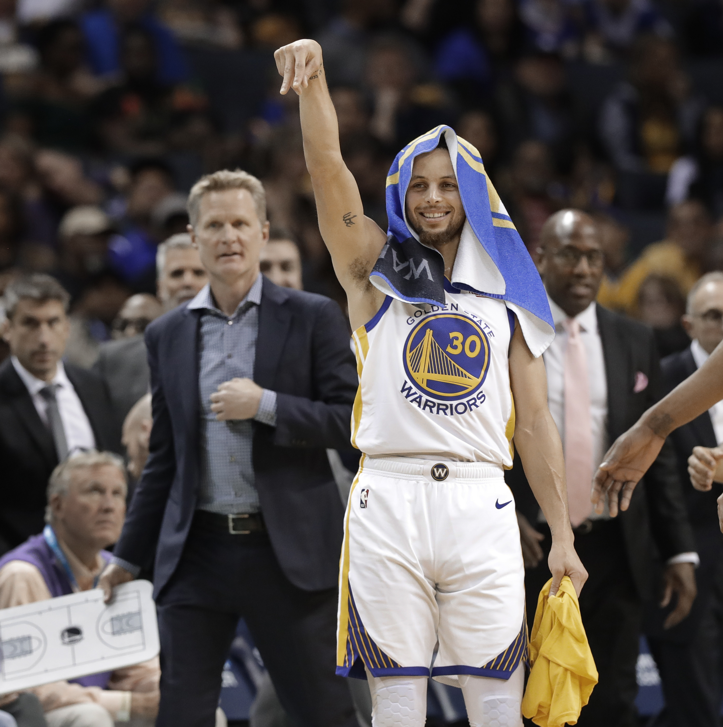 布鲁日后卫：我们差点击败巴萨；亚马尔是我交手过的最佳之一（布鲁日后卫：战胜巴萨只差一步；亚马尔是我面对过的顶尖球员之一）