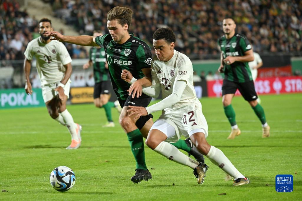 恩里克：法甲和其它联赛一样竞争激烈，球员状态起伏很正常