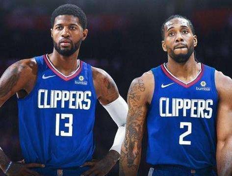 篮球勇士核心三分11投9中，全场手感火热（勇士核心外线爆发 三分11中9手感滚烫）