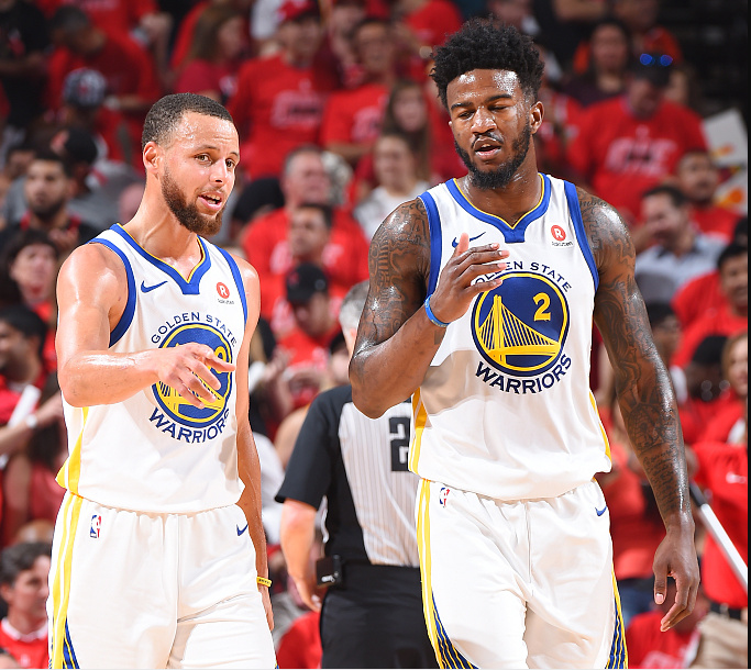 早报：上海双雄末轮争冠？这集我看过……（晨报：沪上双雄末轮争冠，又是熟悉的剧情）