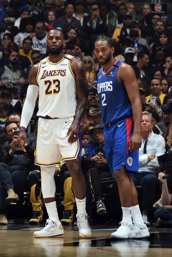 NBA战报：哈登27分9助，快船115-92大胜老鹰（哈登27分9助领衔，快船115-92轻取老鹰）